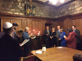 York Candle Lighting