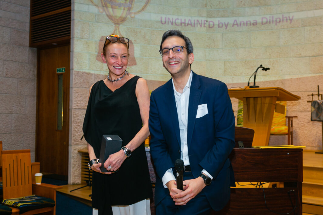 Rabbi Igor Zinkov presents Creative Competition prize to Anna Dilphy - by Yakir Zur