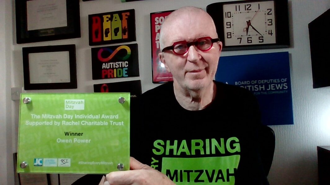 Owen Power with his Mitzvah Day Award