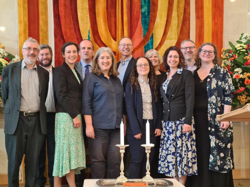 Rabbis at the Edgware & Hendon Reform Synagogue all-night Shavuot celebration
