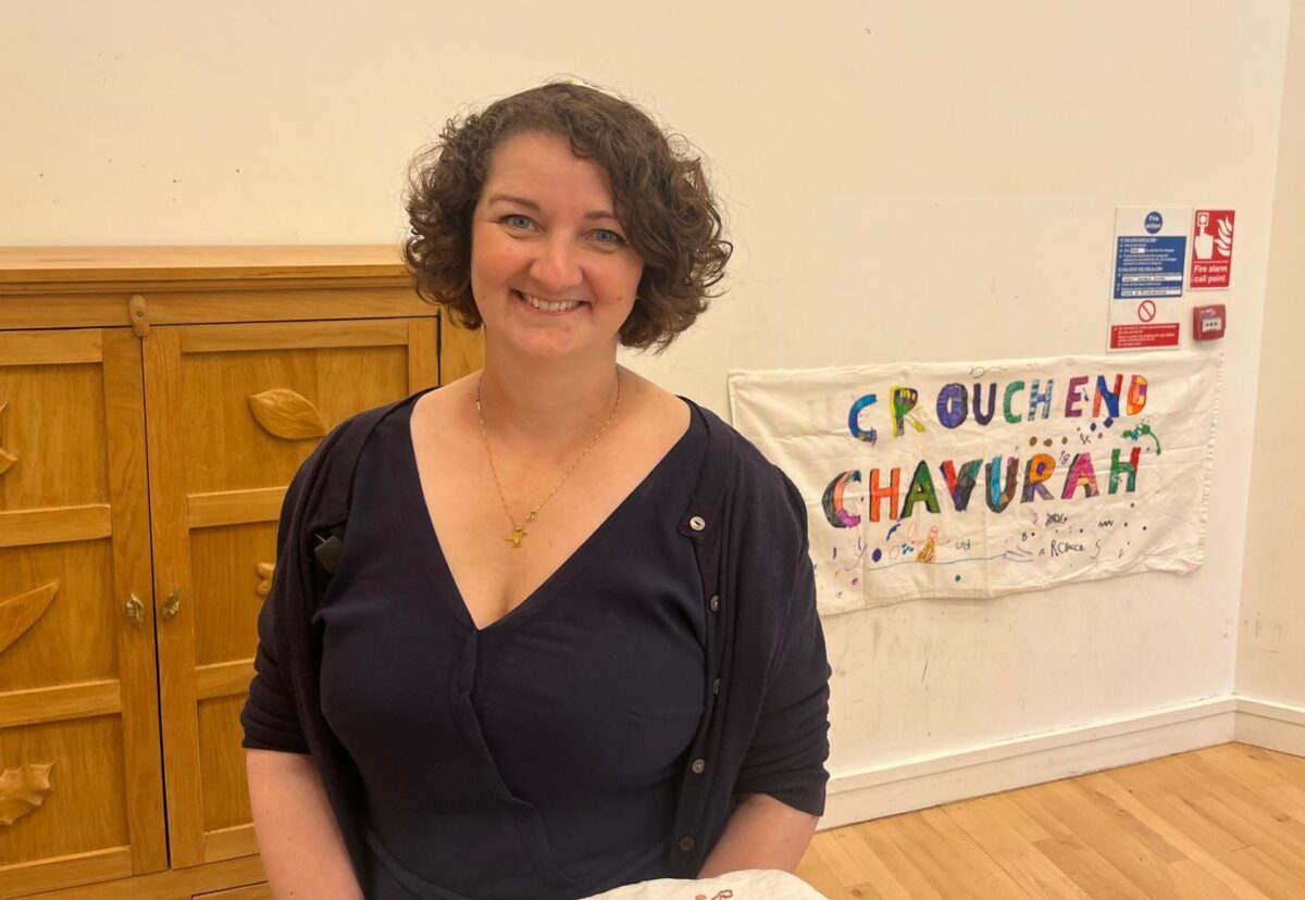 Rabbi Sandra Kviat at the Crouch End birthday celebrations