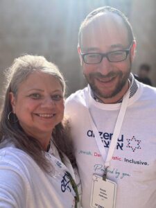 Rebecca Singerman-Knight and Rabbi Jordan Helfman